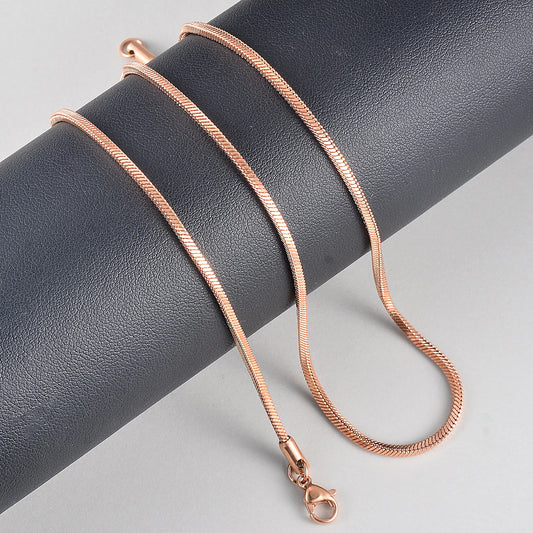 Liora Rosé — Elegancia Minimalista