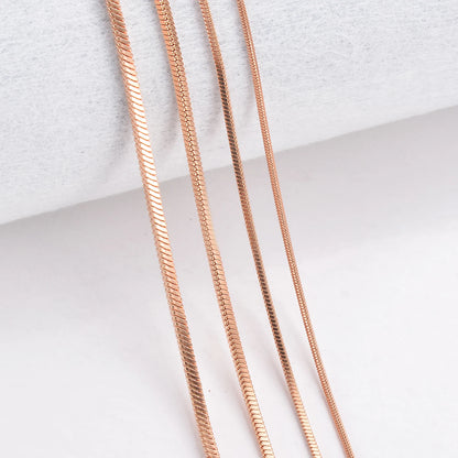 Liora Rosé — Elegancia Minimalista