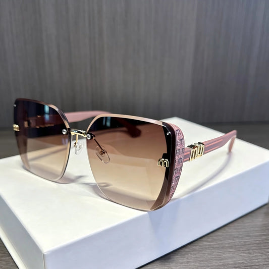 Aurev — Cuadrado Elegante