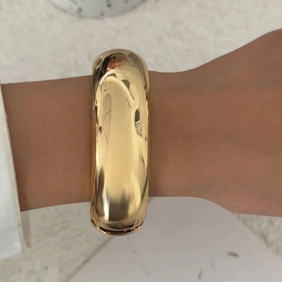 Sahara — Brazalete Escultural